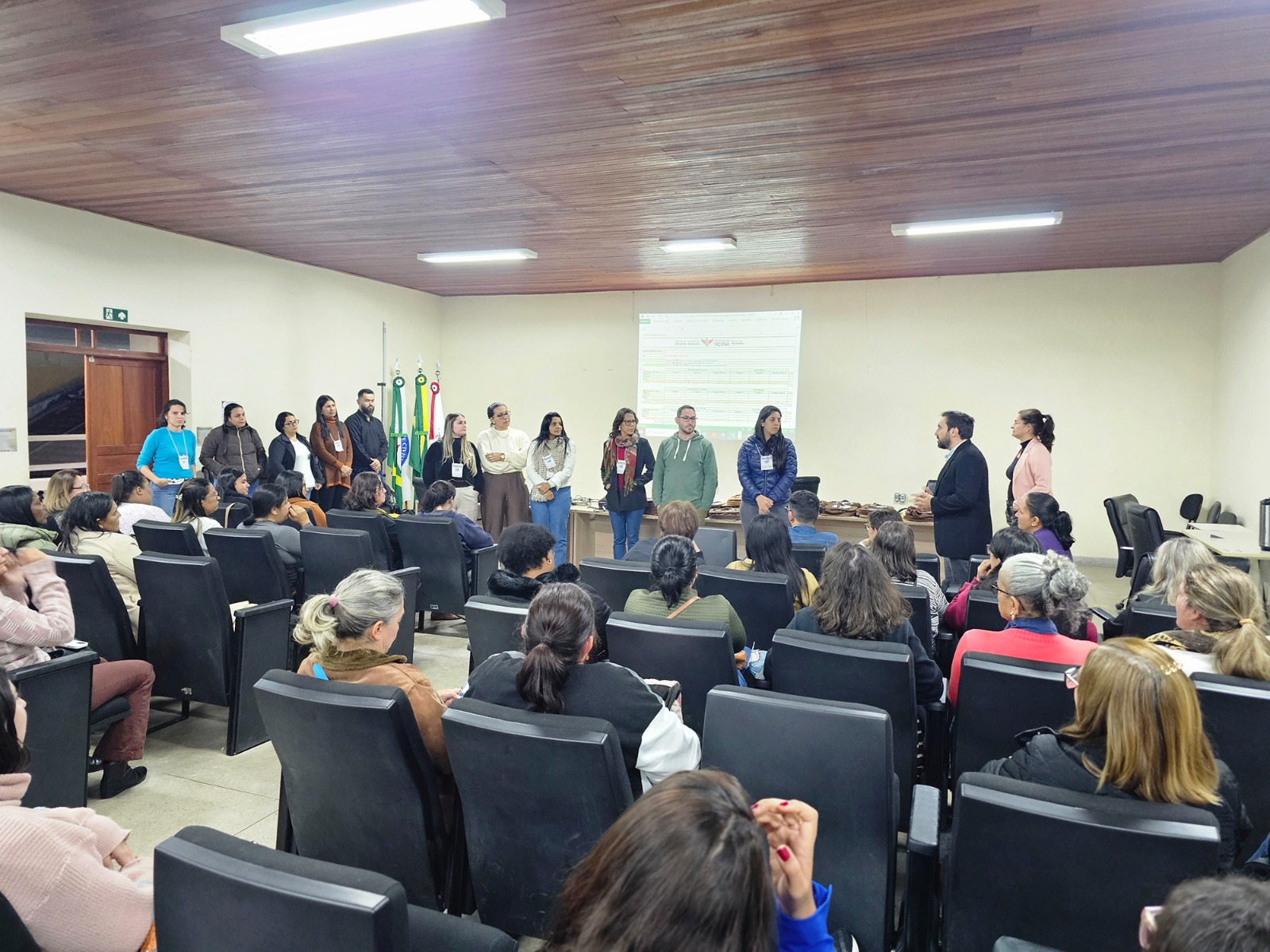 Novas direções confirmadas em Escolas e Cmeis de Viçosa