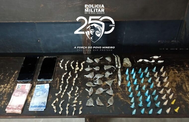 Dois adolescentes são apreendidos por tráfico de drogas em casa abandonada, em Ubá
