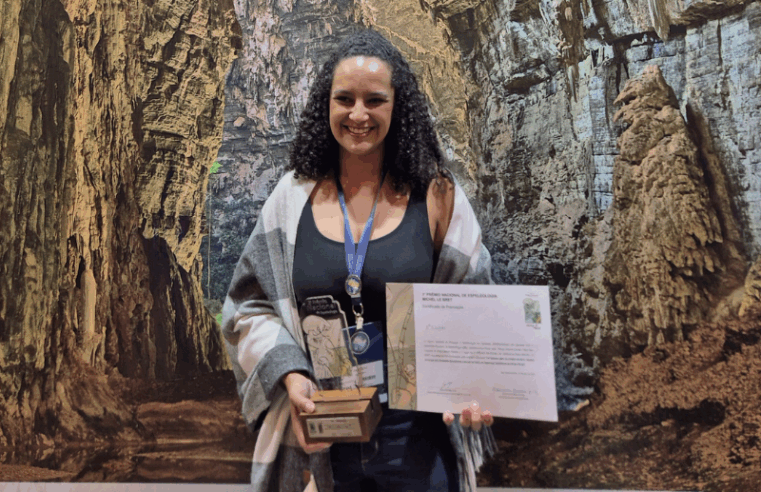 Pesquisa da UFV e UFVJM vence prêmio nacional com estudo sobre fungos em cavernas ferruginosas
