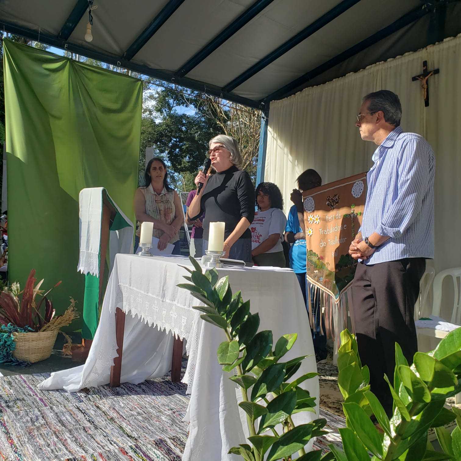 Secretaria de Agropecuária anuncia projetos para o Campo em Festa do Trabalhador em Viçosa
