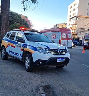 Motorista sofre mal súbito e se envolve em acidente, em Viçosa
