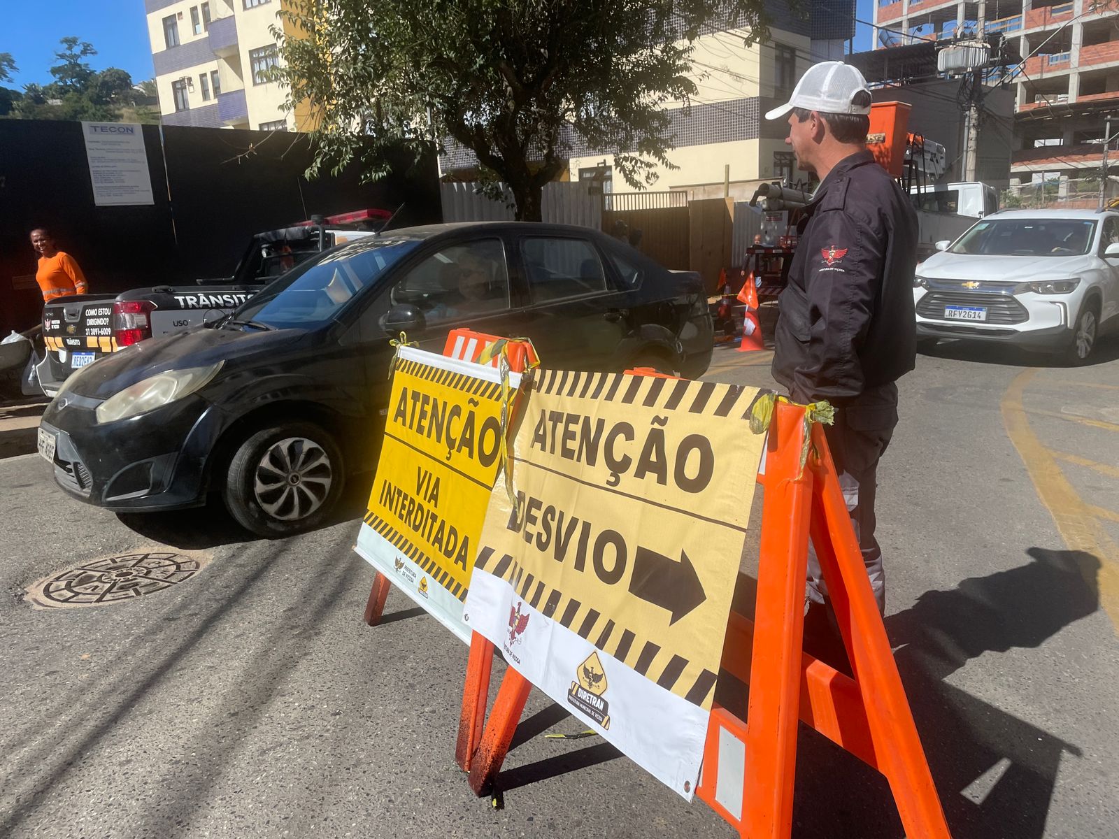 Rua Francisco Machado é interditada nesta quarta-feira (9) para manutenção elétrica
