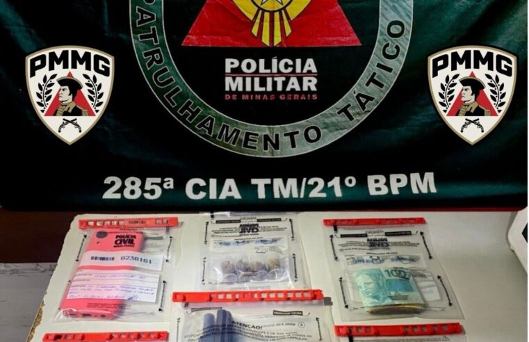 Ubá: Homem é preso com arma e drogas durante cumprimento de mandado