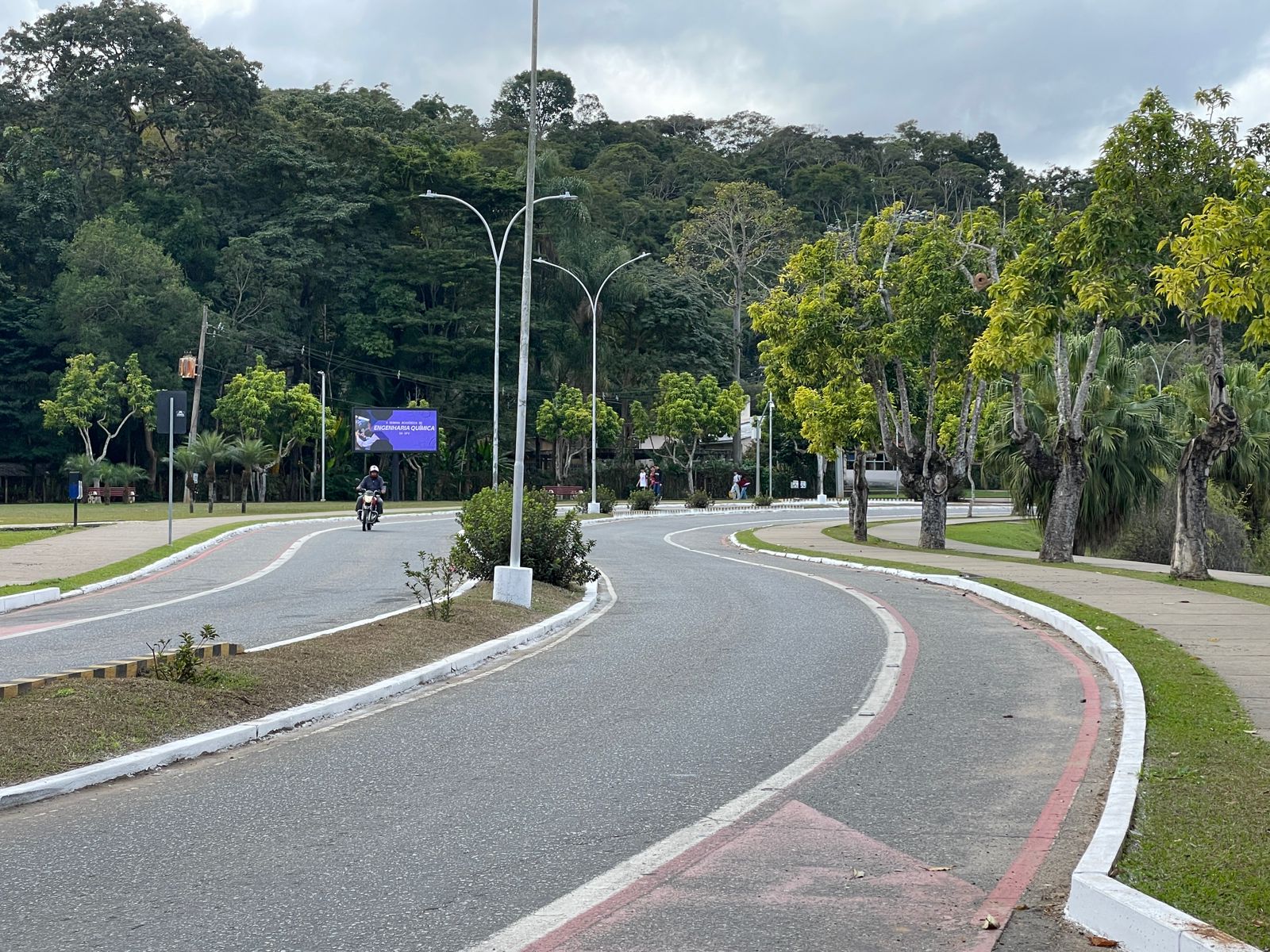 UFV anuncia alterações no trânsito para 95ª Semana do Fazendeiro