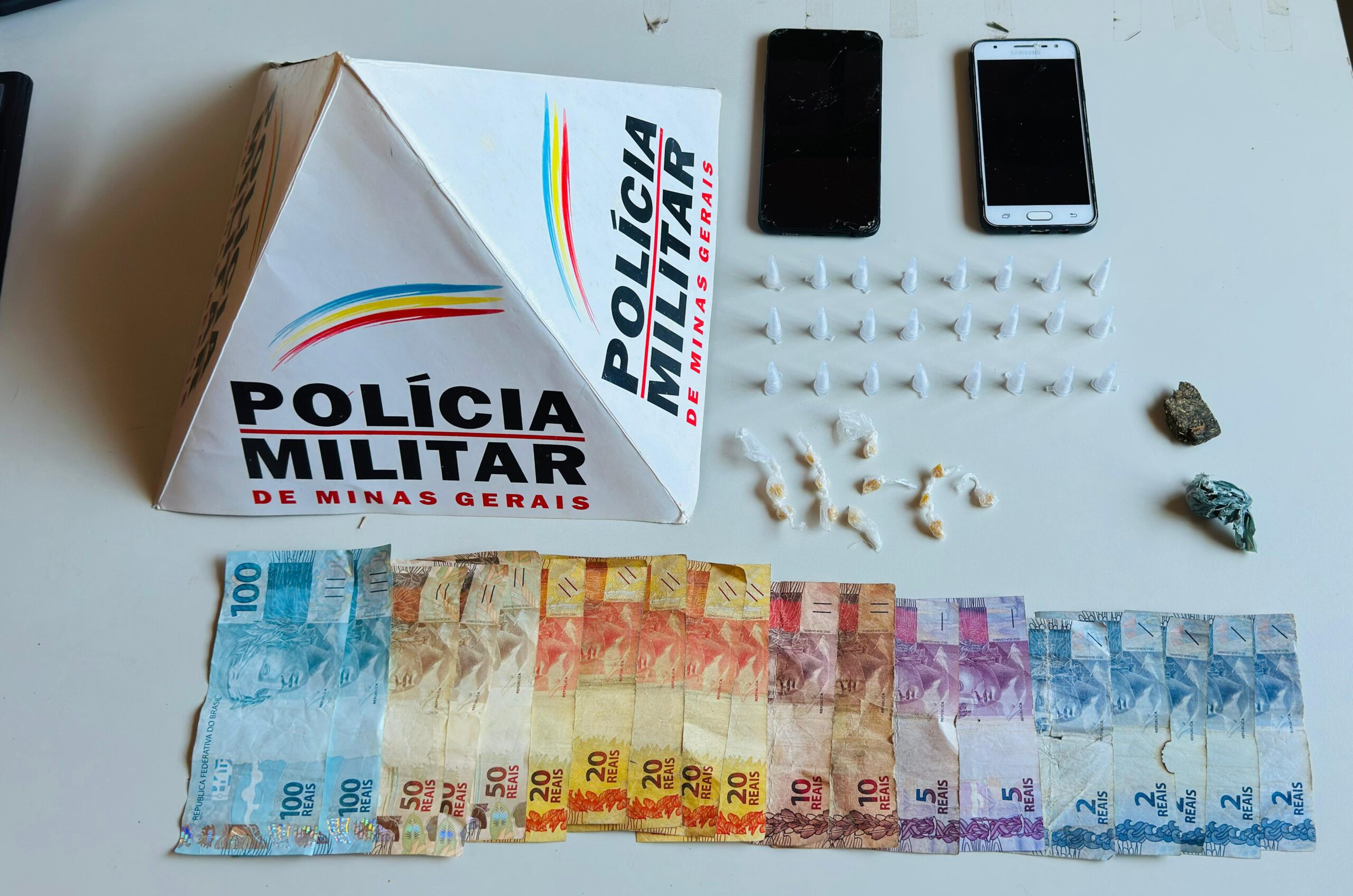 Tráfico de drogas, associação criminosa e corrupção de menores: dois detidos em operação em Paula Cândido