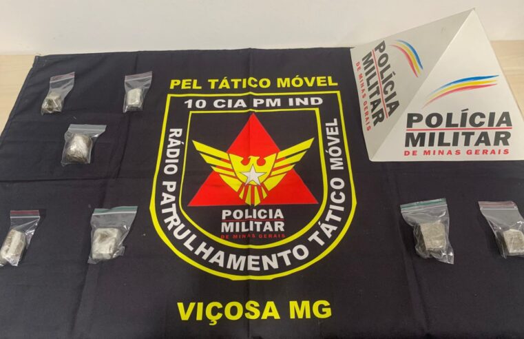PM apreende drogas e moto após fuga em Viçosa