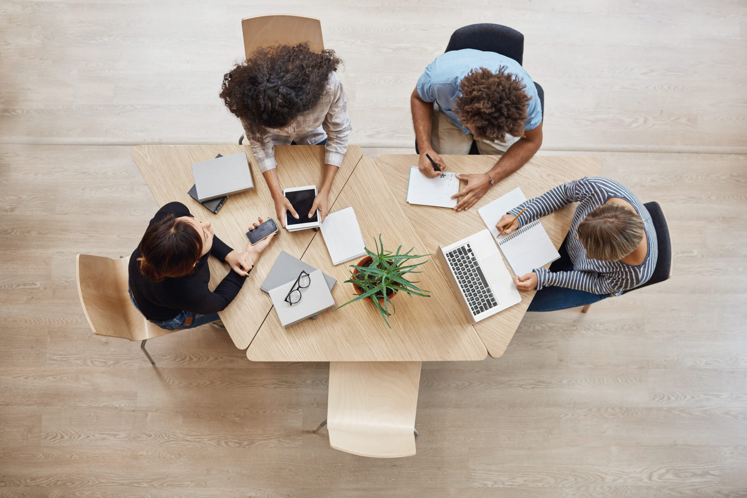 CMV analisa projeto para regulamentar coworkings e escritórios virtuais