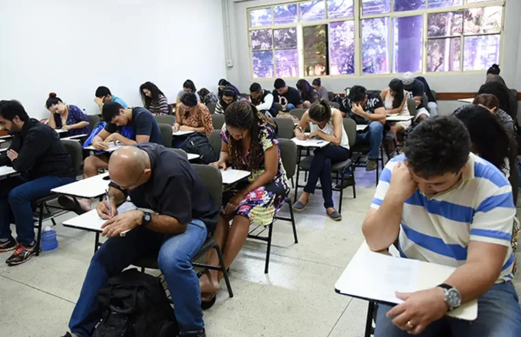 Encceja 2025: cartão de confirmação já está disponível para consulta
