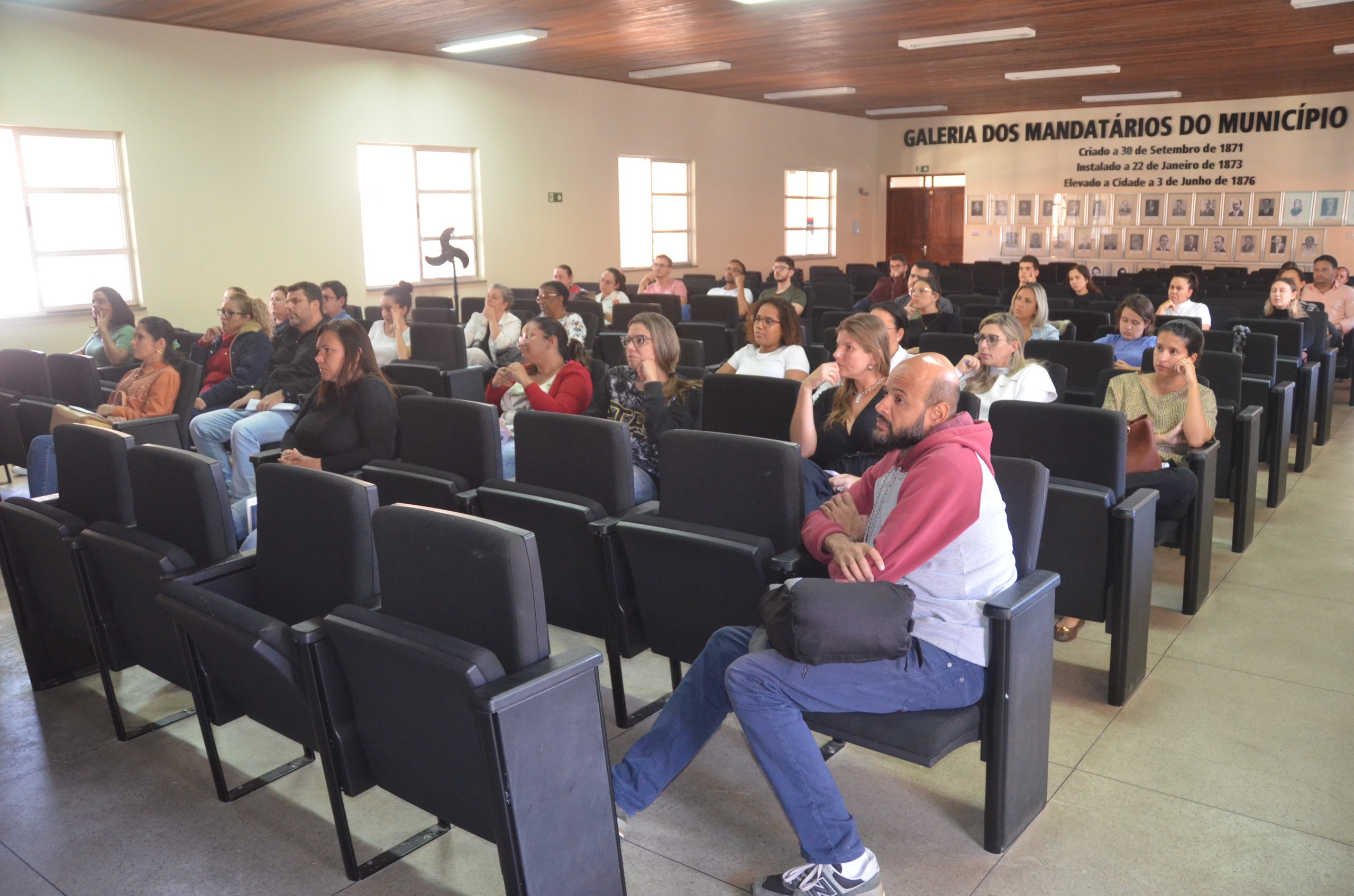 Secretaria de Saúde capacita equipes dos PSFs para atendimento informatizado