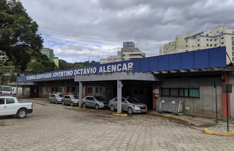 Mulher é presa em flagrante por roubo no Terminal Rodoviário de Viçosa