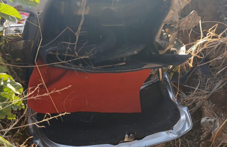 Idosa fica ferida em capotamento na Serra de São Geraldo
