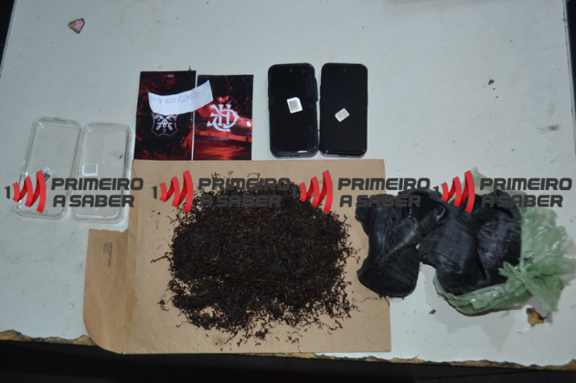 Mulher é presa por tentar entrar com celulares no presídio de Viçosa