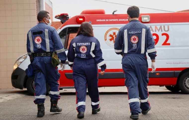 Adolescente sofre choque elétrico e é encaminhado ao hospital, em Muriaé