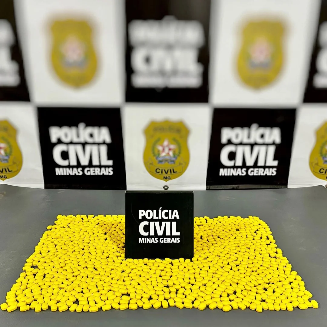 Polícia Civil apreende mil comprimidos de droga sintética em Rio Pomba