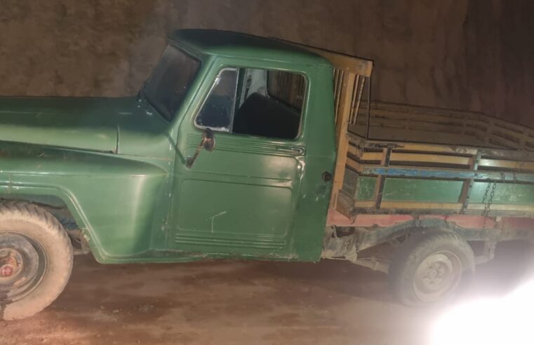 PM localiza caminhonete roubada na zona rural de Guaraciaba
