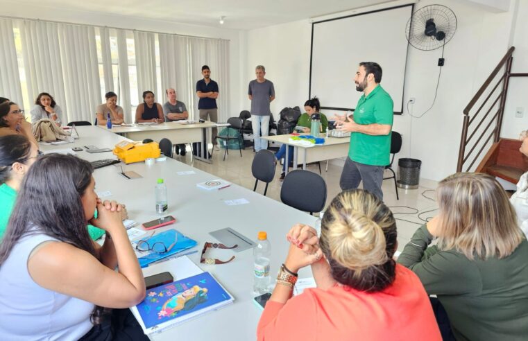 Secretaria de Educação de Viçosa realiza encontro com diretores escolares