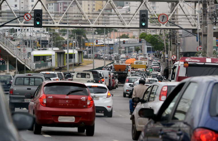 Exigência do Certificado de Registro e Licenciamento de Veículo começa na próxima segunda-feira (1/9) para automóveis com finais de placa 1,2 e 3