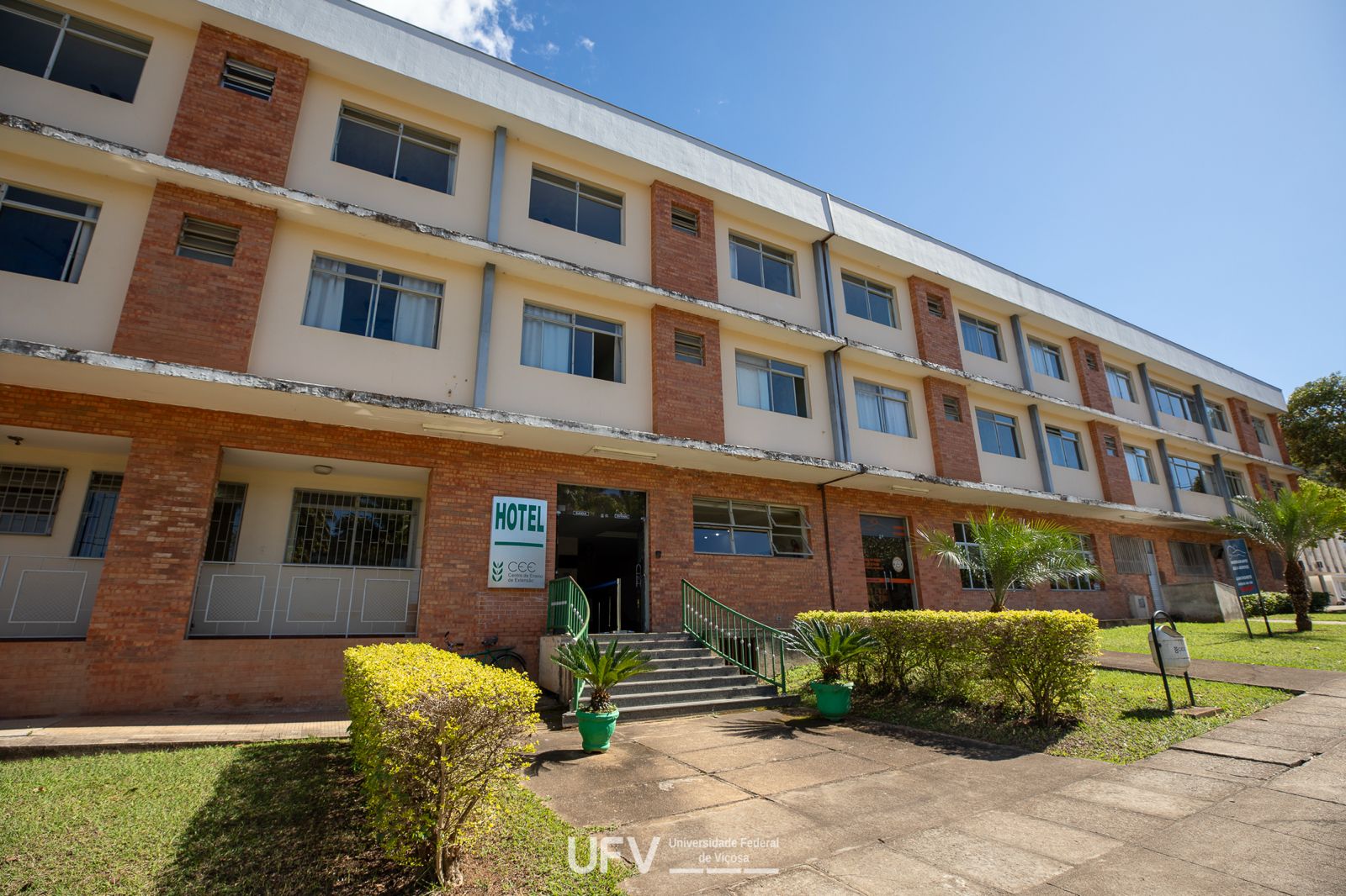 Reforma em prédios da UFV com foco em modernização e acessibilidade