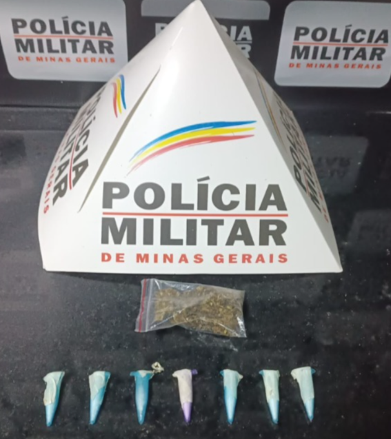 PM prende homem suspeito de tráfico de drogas em Ponte Nova