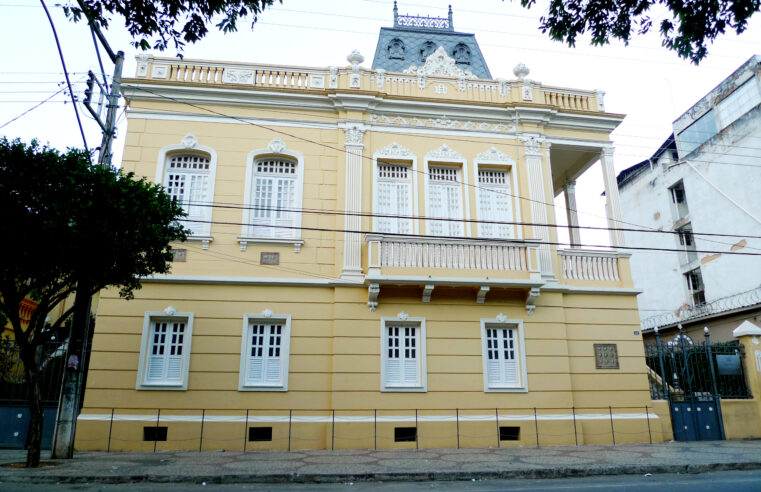 Evento gratuito terá oficina de moda e recital musical nos dias 24 e 26 de setembro em Viçosa