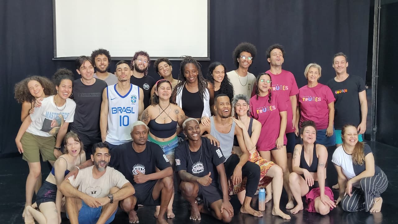 Projeto “Da Favela Para o Mundo” leva espetáculo de Viçosa à Mostra Casa Aberta em Uberlândia