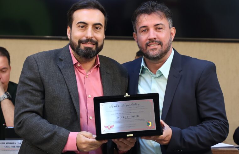 Câmara de Viçosa Homenageia Prefeito Ângelo Chequer por Início de Gestão