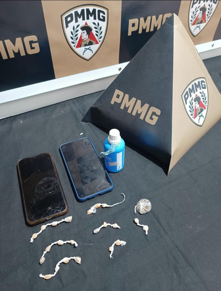 PM prende jovem e apreende adolescente por tráfico de drogas em Ervália