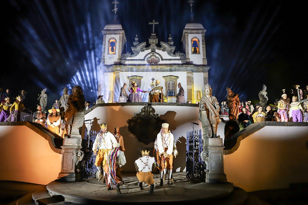 Minas Gerais vive recorde de empregos, investimentos e turismo cultural