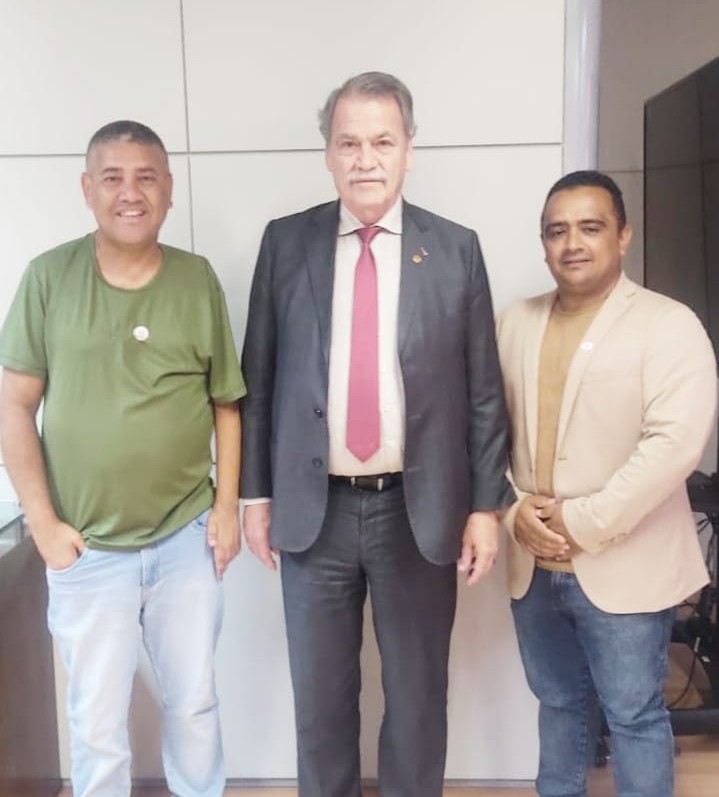 Câmara de Viçosa discute práticas de transparência com presidente do TCE-MG