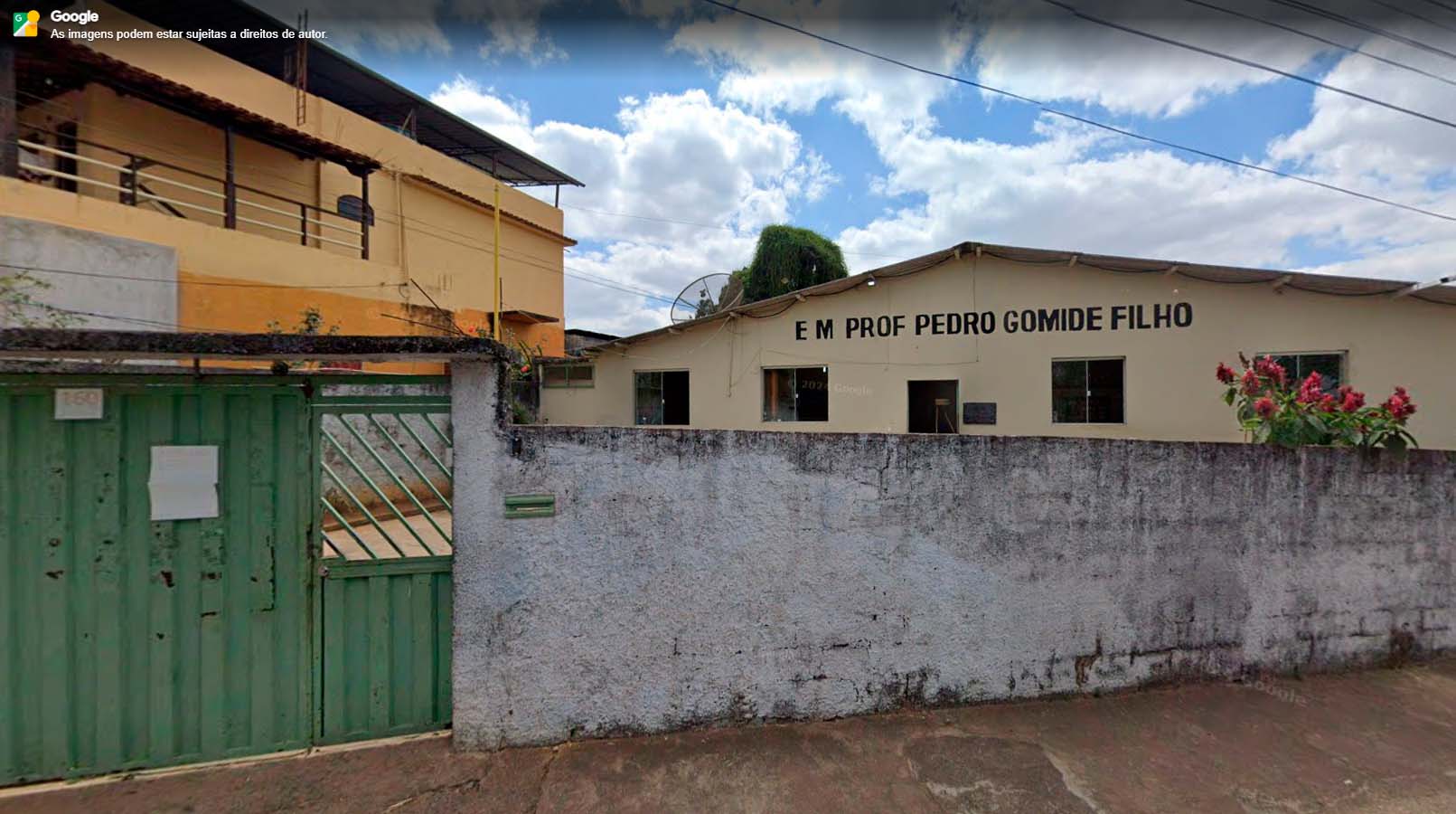 Escola Pedro Gomide Filho apresenta projeto de educação ambiental no SIA/UFV