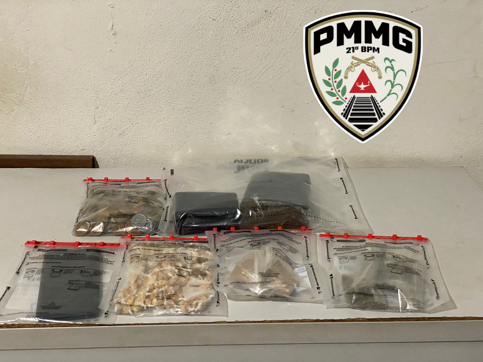 PM prende homem por tráfico de drogas em Ubá