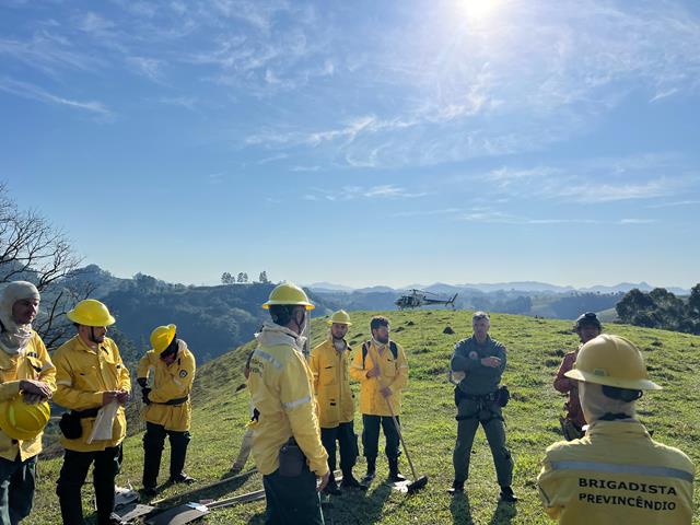 Incêndio de Grandes Proporções Atinge Parque Estadual Serra do Brigadeiro em Miradouro
