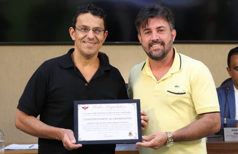 Empresa Construforte Acabamentos recebe Certificado de Reconhecimento Público na Câmara de Viçosa