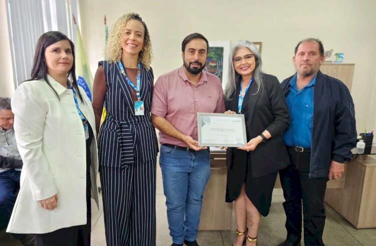 Prefeitura de Viçosa recebe Certificado Cristal da Caixa por práticas sustentáveis