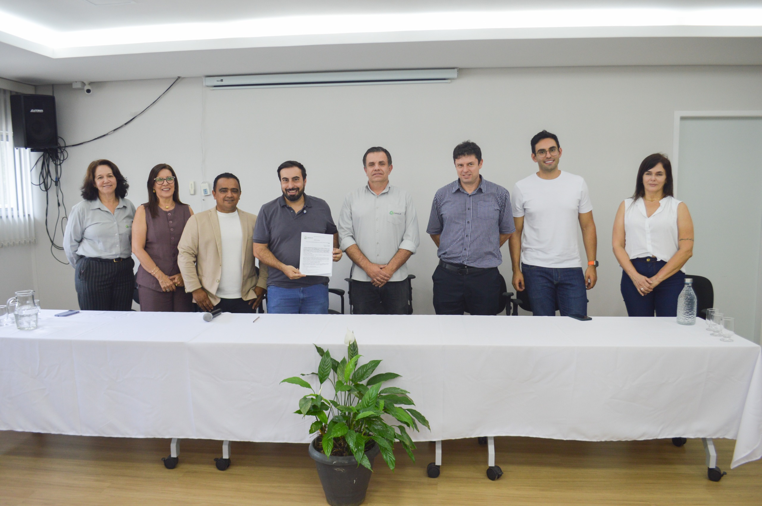 Convênio do SIM amplia mercado para produtos agropecuários de Viçosa