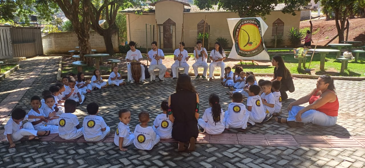 Escola de Capoeira Senzala Viçosa recebe certificação nacional como Ponto de Cultura