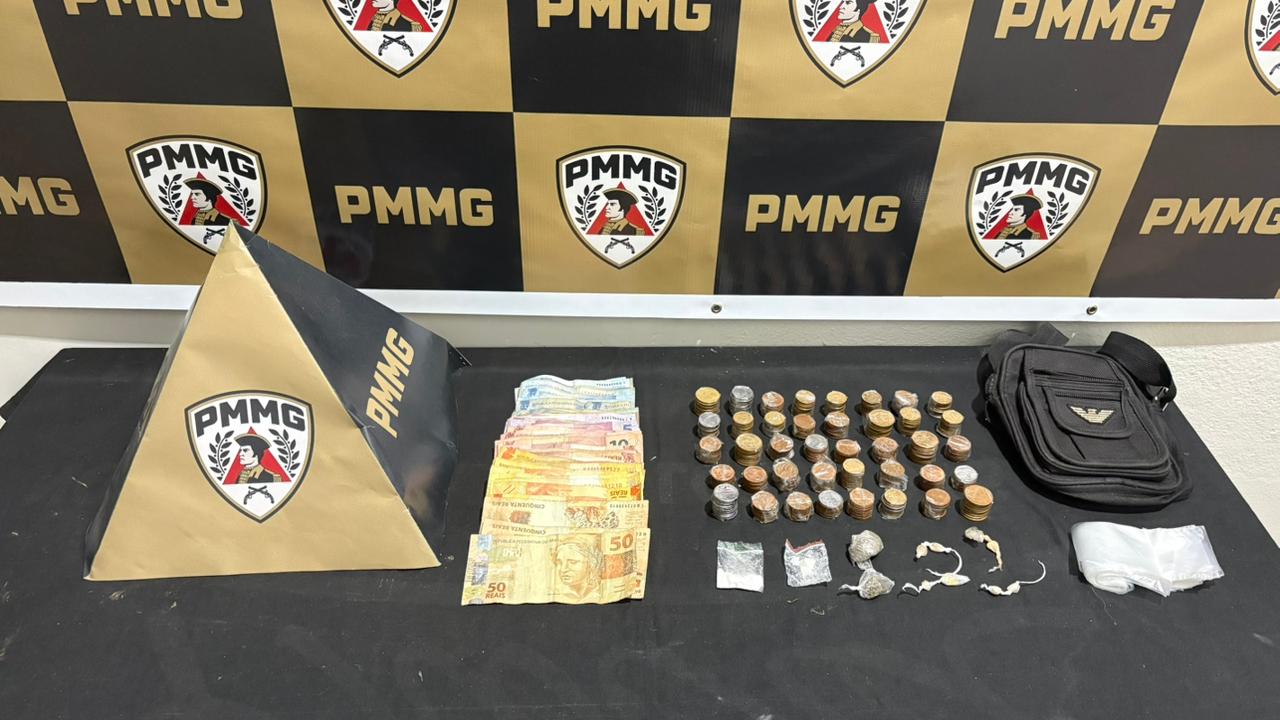 PM apreende drogas e dinheiro em boca de fumo  em Ervália