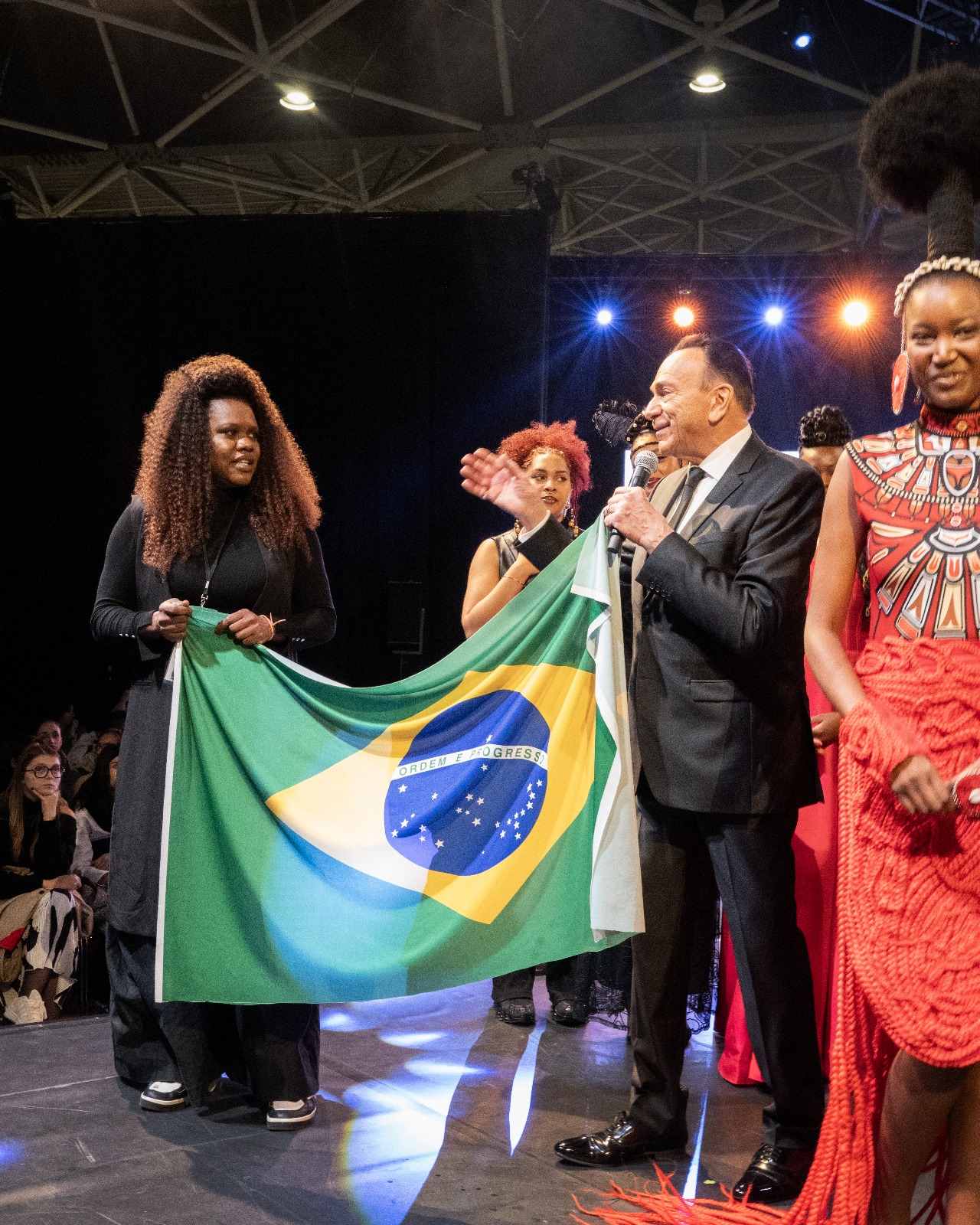 Profissional de Viçosa é selecionada para o Afro Excellence Awards 2025, na França