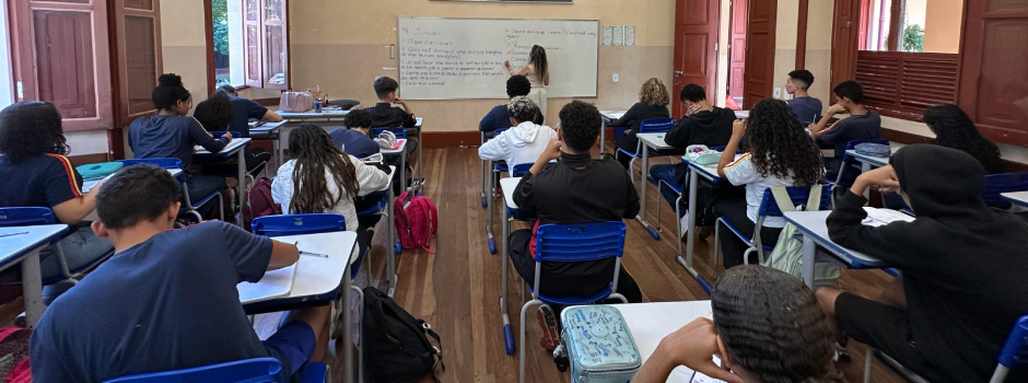 Dia do Diretor: liderança e compromisso que transformam a escola pública mineira
