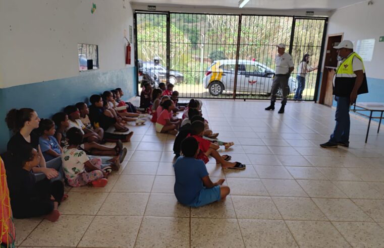 Viçosa mantém campanha de conscientização no trânsito