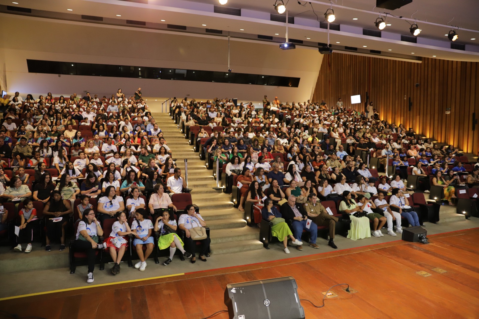 Minas Gerais celebra avanços e entrega prêmio para destaques do Programa Jovens Mineiros Sustentáveis