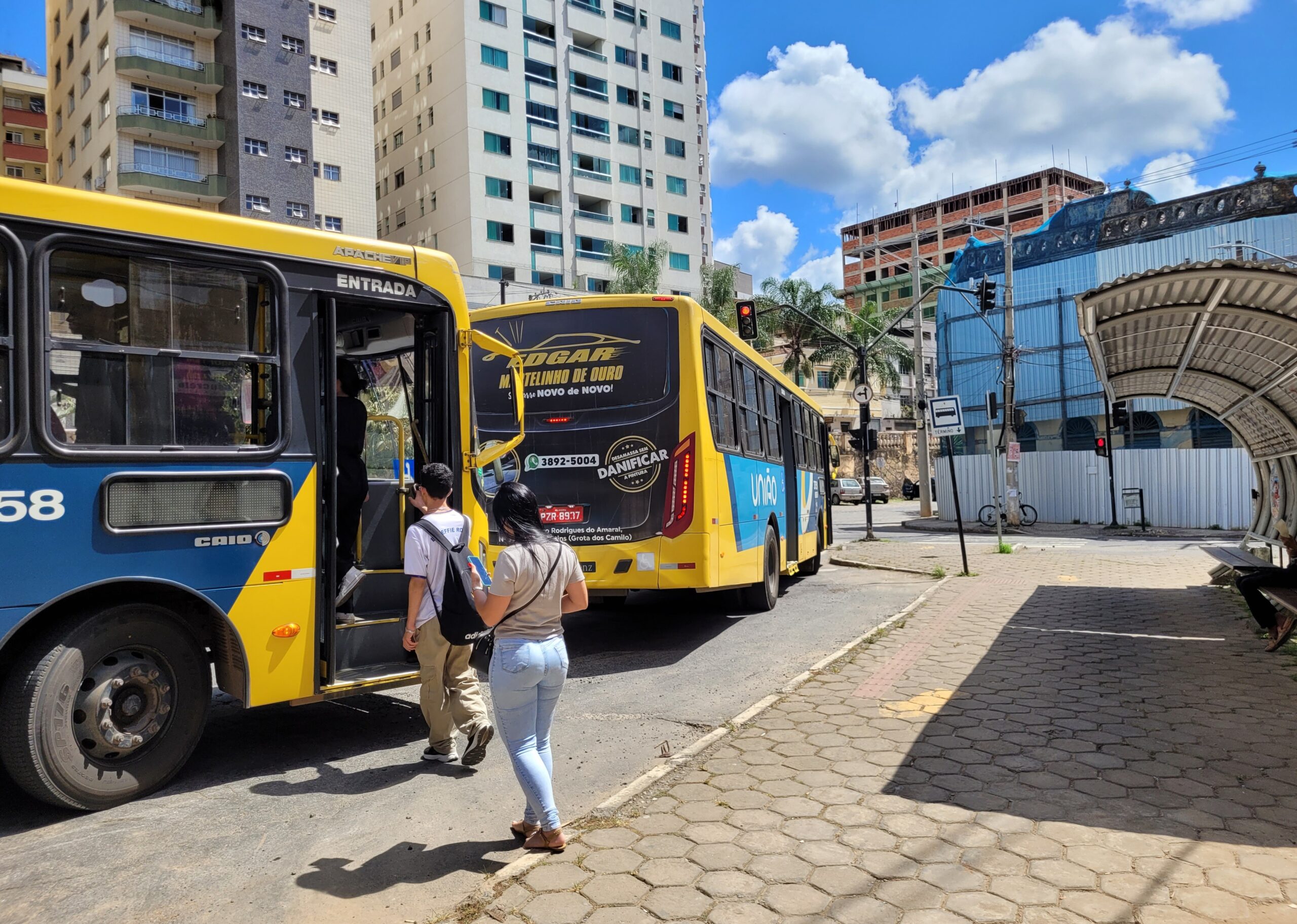 Prefeitura de Viçosa libera ônibus gratuito para dias de enem