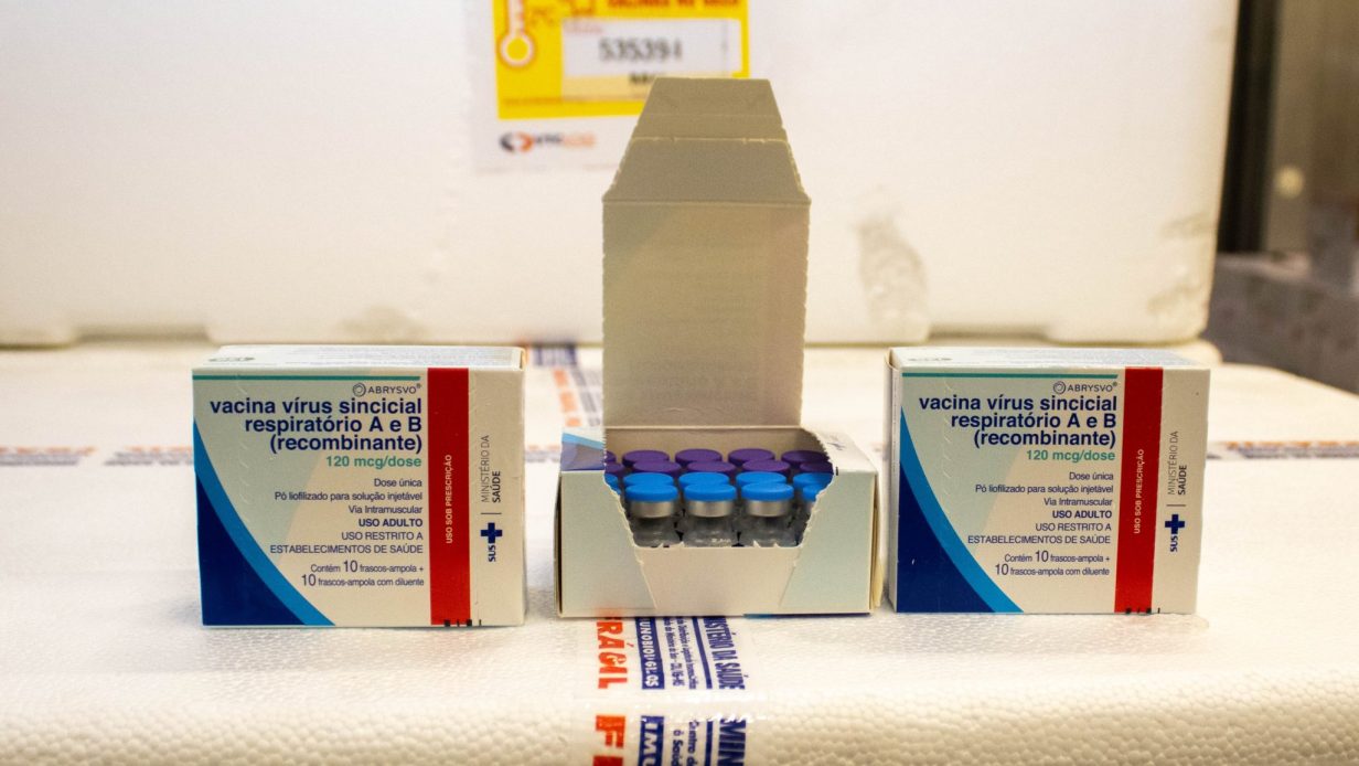 Superintendência Regional de Saúde de Ponte Nova distribuirá 964 doses da vacina contra o Vírus Sincicial Respiratório