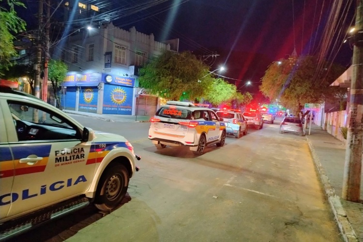 Operação policial de Natal em Muriaé termina com prisões, apreensões e 28 autuações de trânsito