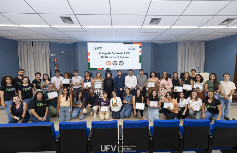 UFV certifica 14 setores com o Selo UFV + Sustentável em cerimônia no campus Viçosa