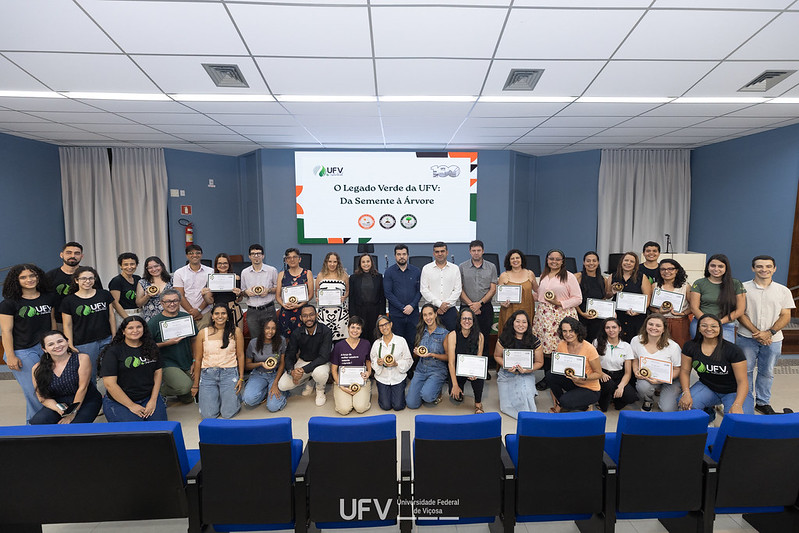 UFV certifica 14 setores com o Selo UFV + Sustentável em cerimônia no campus Viçosa