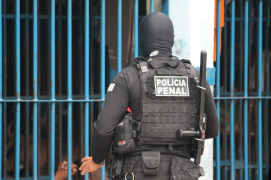 Policiais penal são condenados por corrupção e entrada de celulares em presídio, em VRB