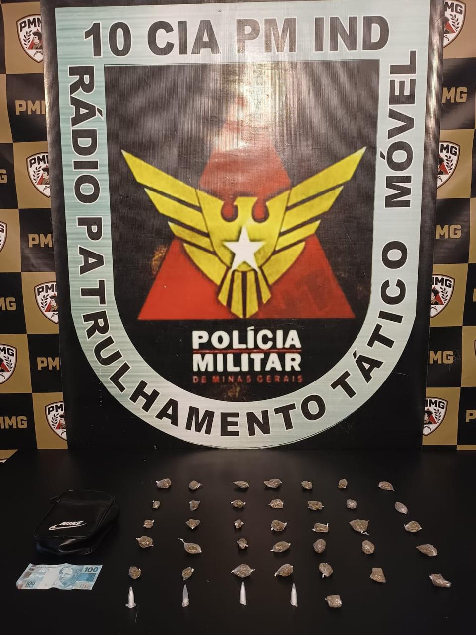 PM apreende dinheiro e drogas no Bairro União, em Viçosa