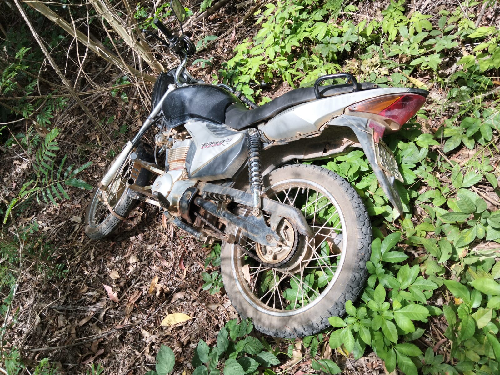 Motocicleta Roubada é Localizada na Zona Rural de Paula Cândido