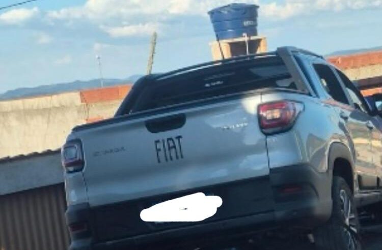 Veículo com placa clonada é localizado pela Polícia Militar em Viçosa